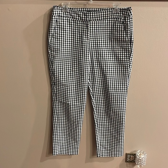 Donna Ricco GINGHAM checker Ponte black white ankle pants crop zipped stretch 8 - Picture 2 of 12